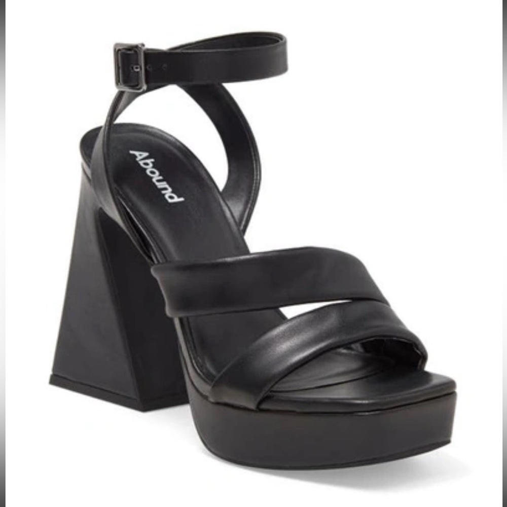 ABOUND Tracy Black Platform Sandals